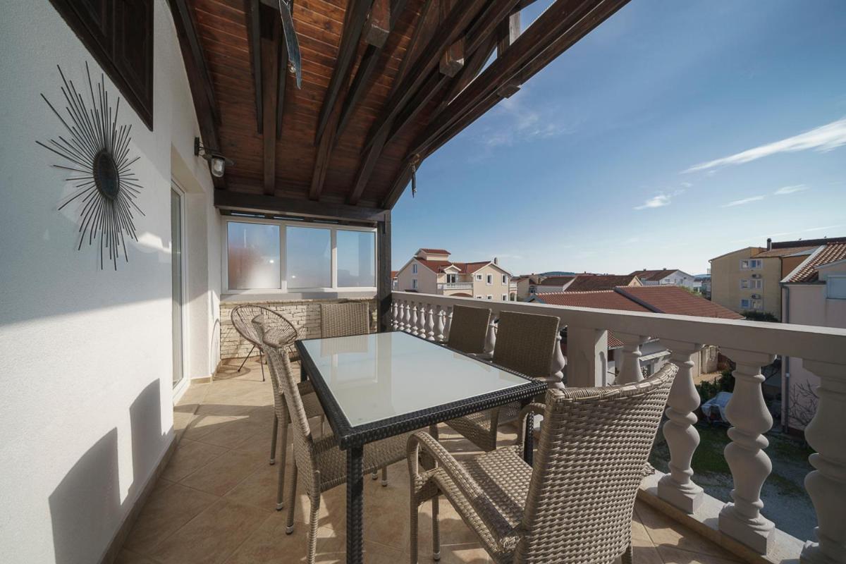 Villa Grey Stone Vodice Eksteriør billede
