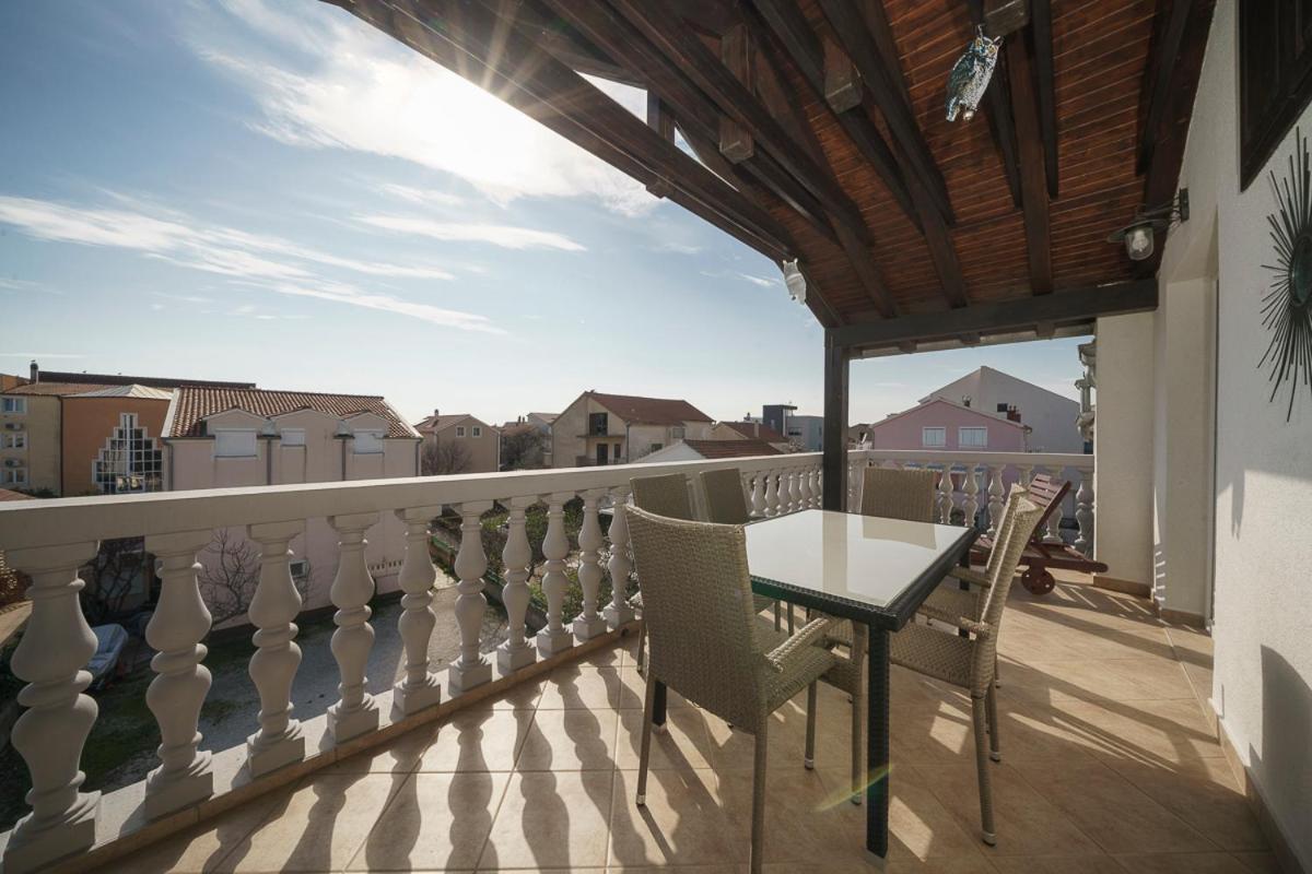 Villa Grey Stone Vodice Eksteriør billede