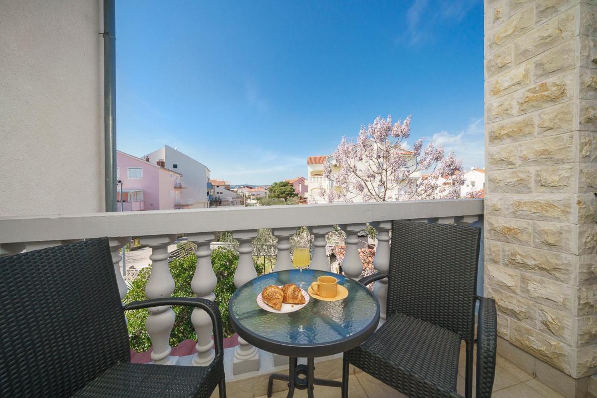 Villa Grey Stone Vodice Eksteriør billede